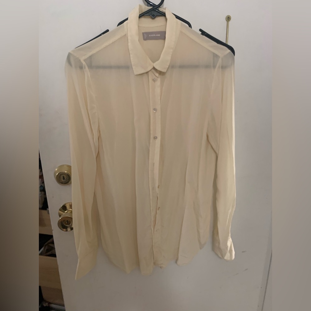 Everlane yellow silk blouse size 4